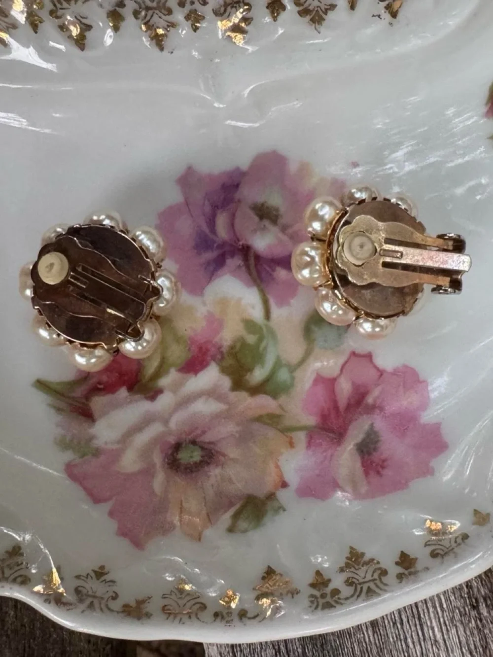Vintage faux Pearl and orange Crystal Flower clip Earrings - Women Jewelry